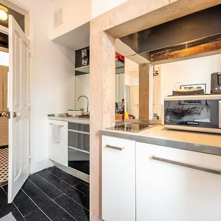 Appartement Heritage W Balcony In Bairro Alto