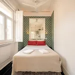Heritage W Balcony In Bairro Alto * Lissabon